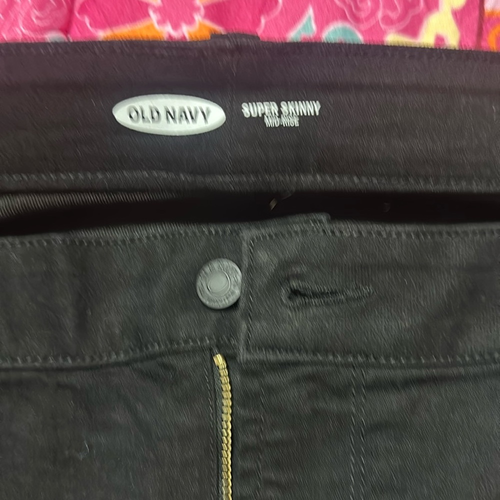 Women’s plus size Old Navy super skinny midrise jeans